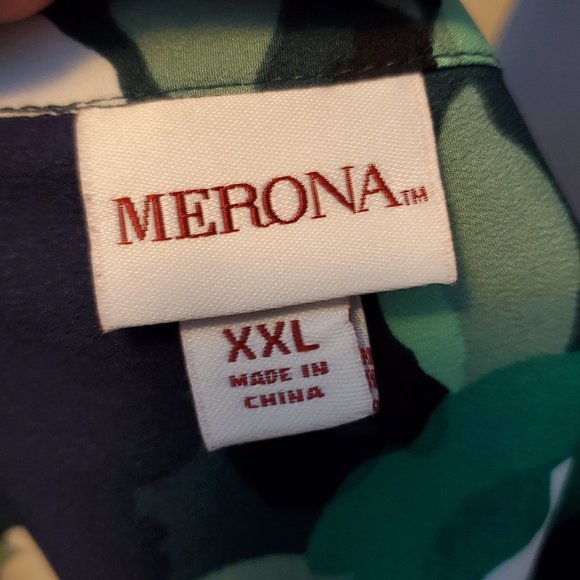 Beautiful Bold Flowy Top - Picture 2 of 2